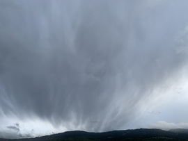 Felhő a hegyen 