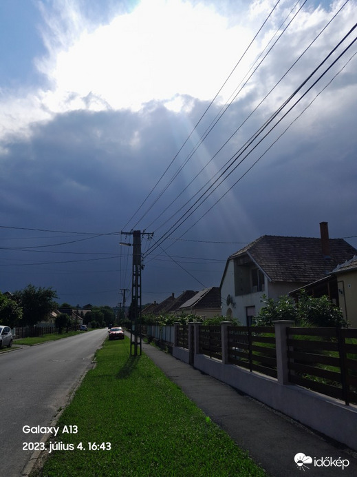 Észlelési fényképek