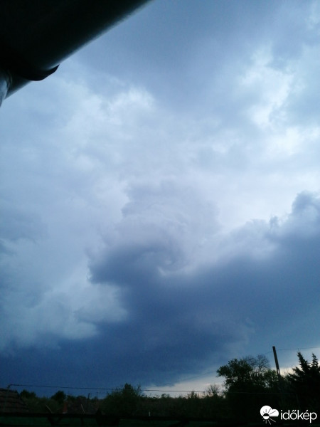 Észlelési fényképek