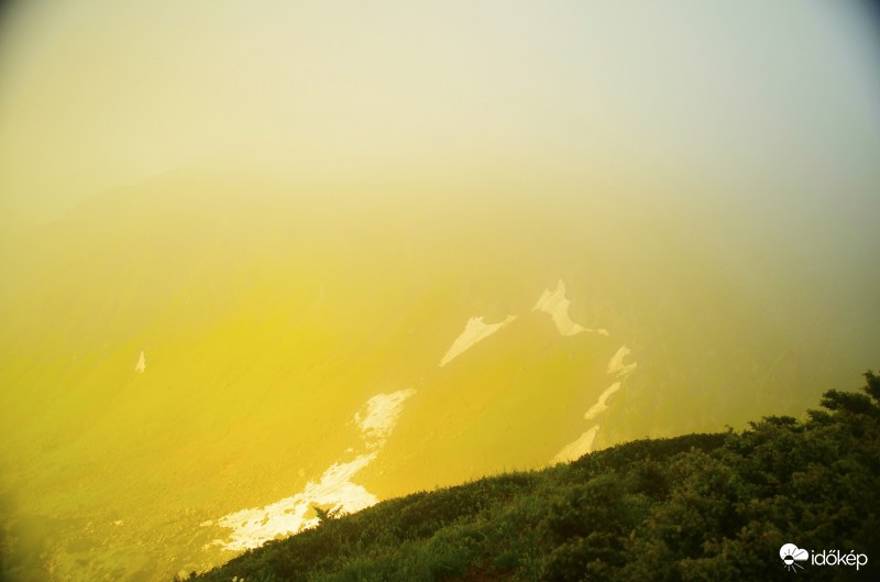 Köd is, napsütés is