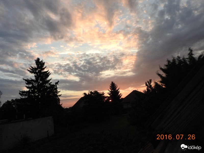 Észlelési fényképek