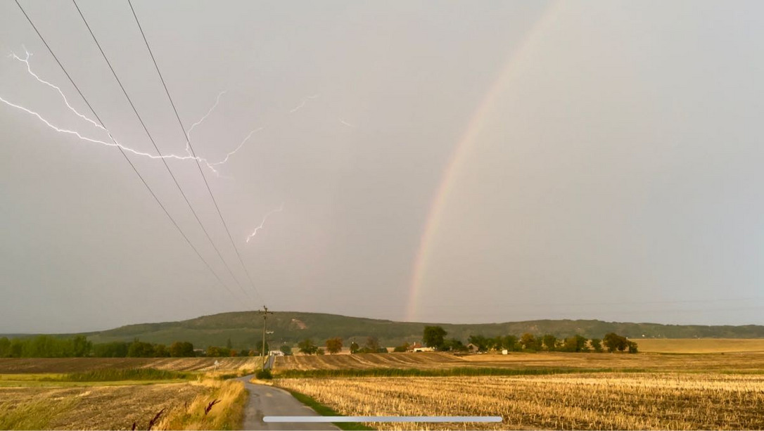Észlelési fényképek