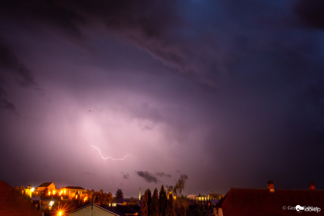 Észlelési fényképek