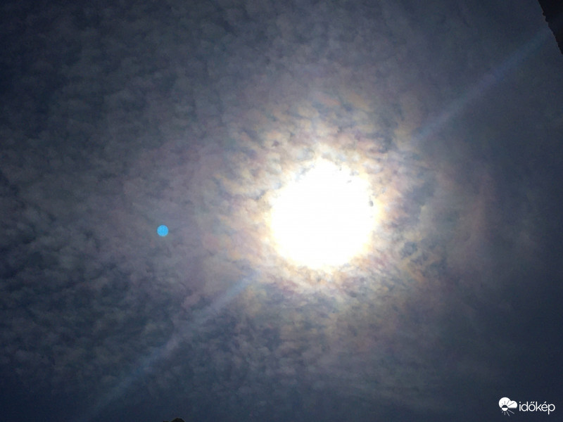 Délelőtti napkoszorú 1.