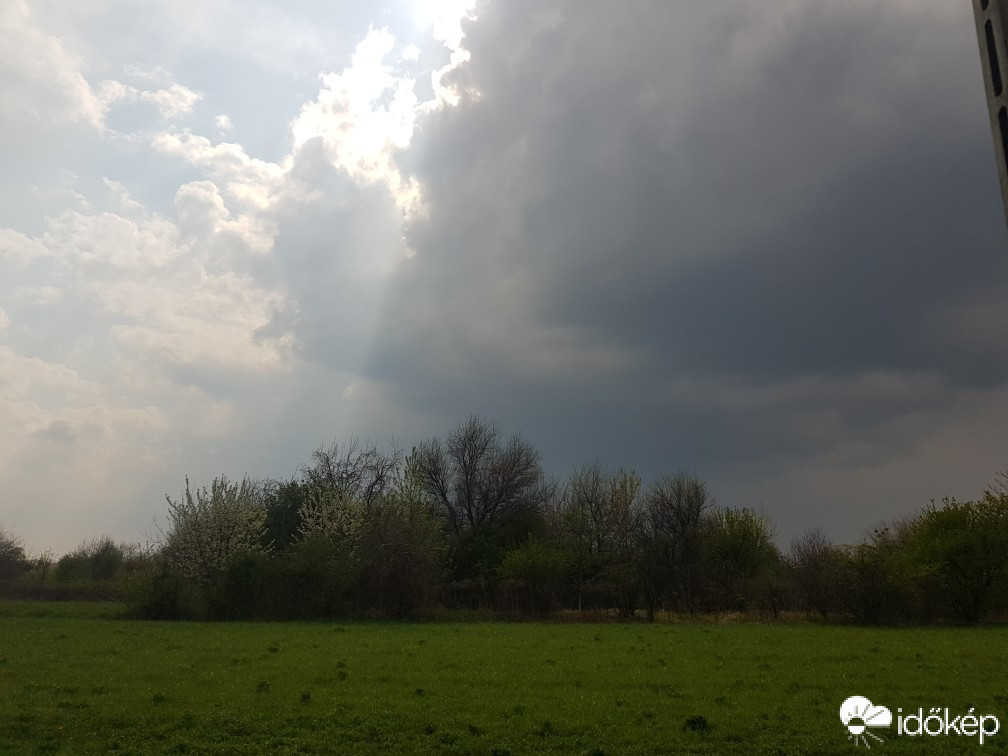 Észlelési fényképek