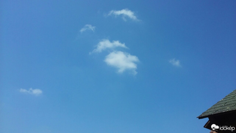 Észlelési fényképek