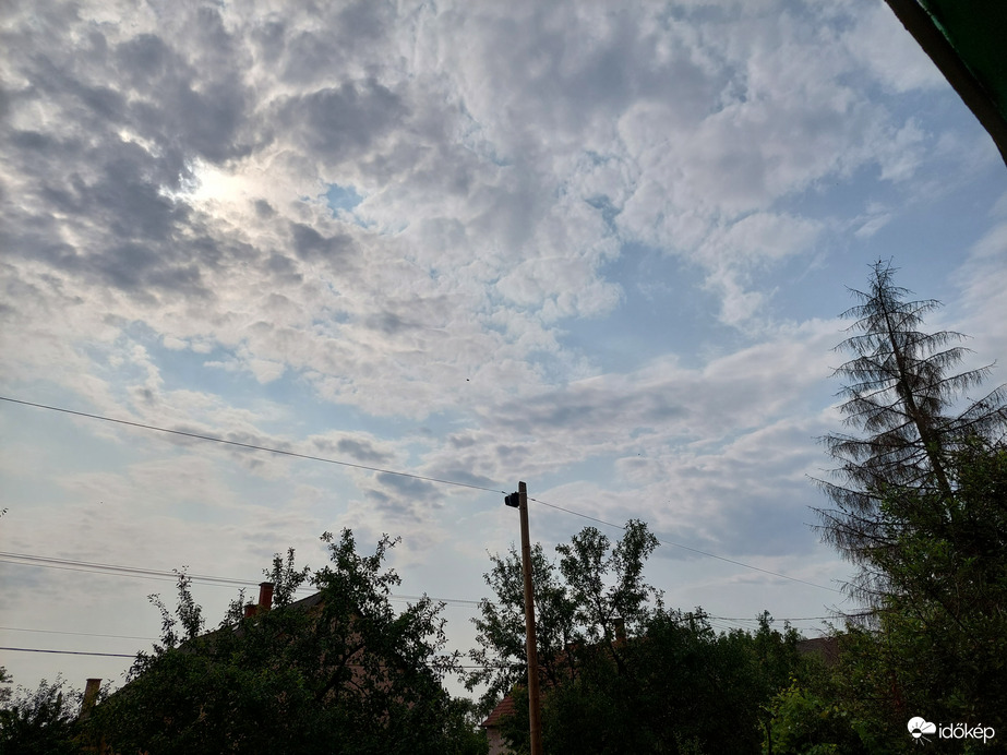 Észlelési fényképek