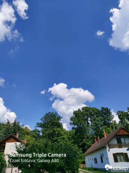 Észlelési fényképek