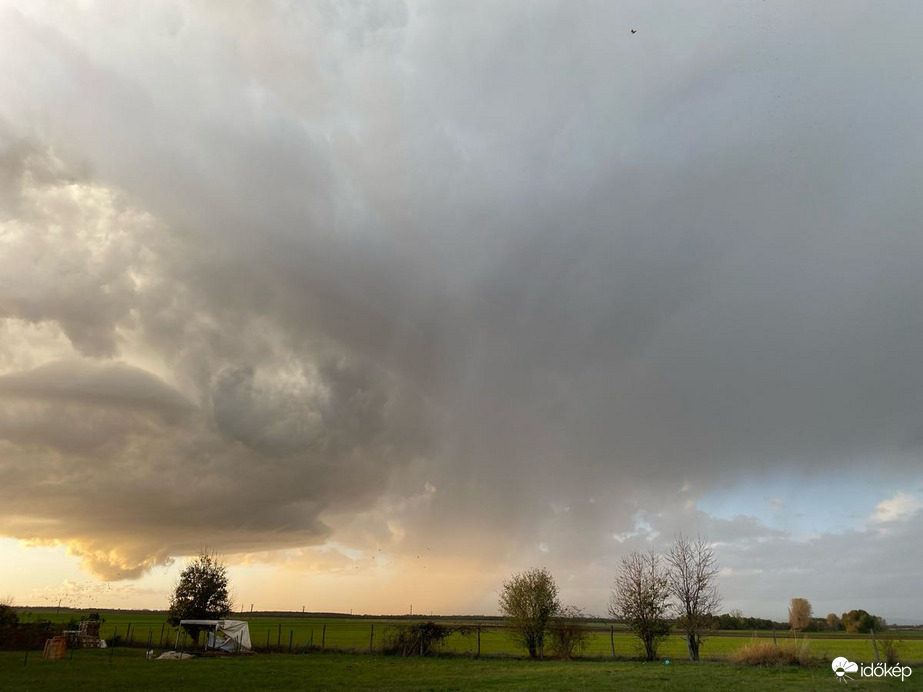 Észlelési fényképek