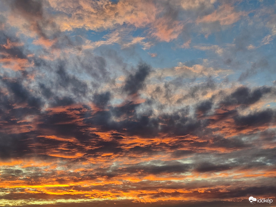 Káprázatos felhők 