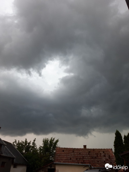 Észlelési fényképek