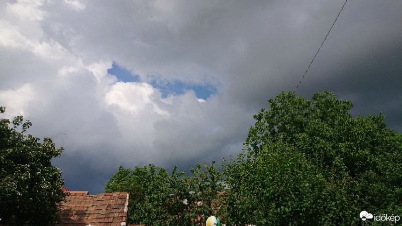 Észlelési fényképek