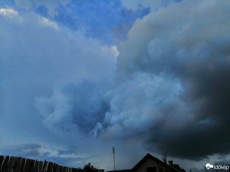 Észlelési fényképek