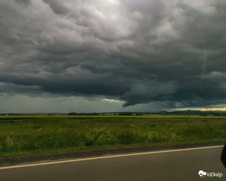 Gyöngyös közelében. 