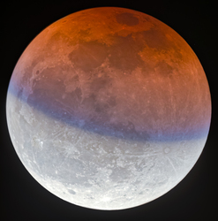 Leveti szép köppenyét