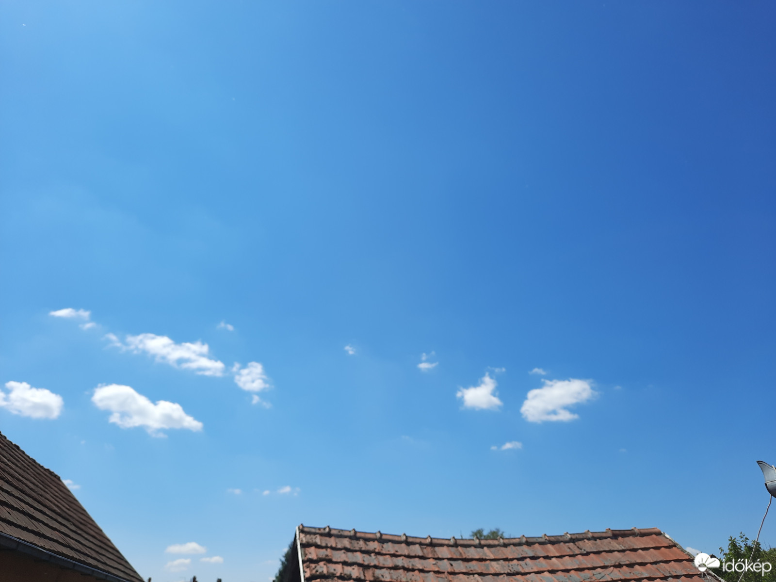 Észlelési fényképek