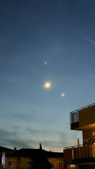 Észlelési fényképek