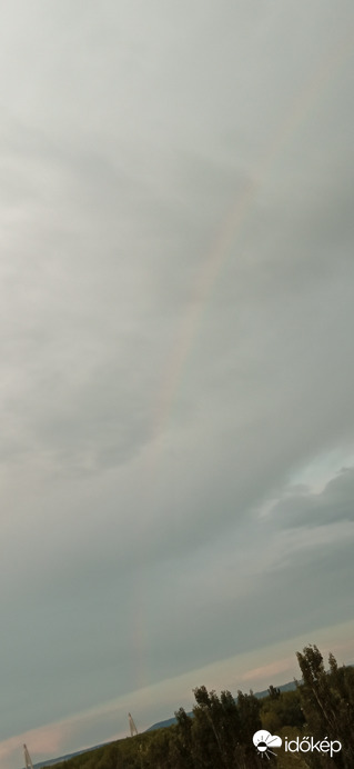 Halvány szivárvány - Budapest 19:40 és 20 óra között 