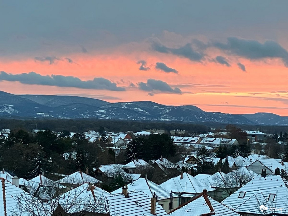 Észlelési fényképek