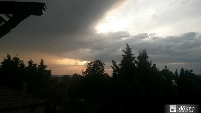 Észlelési fényképek