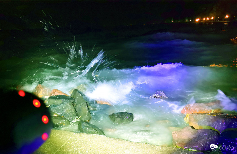 Szélvihar-hullámok2