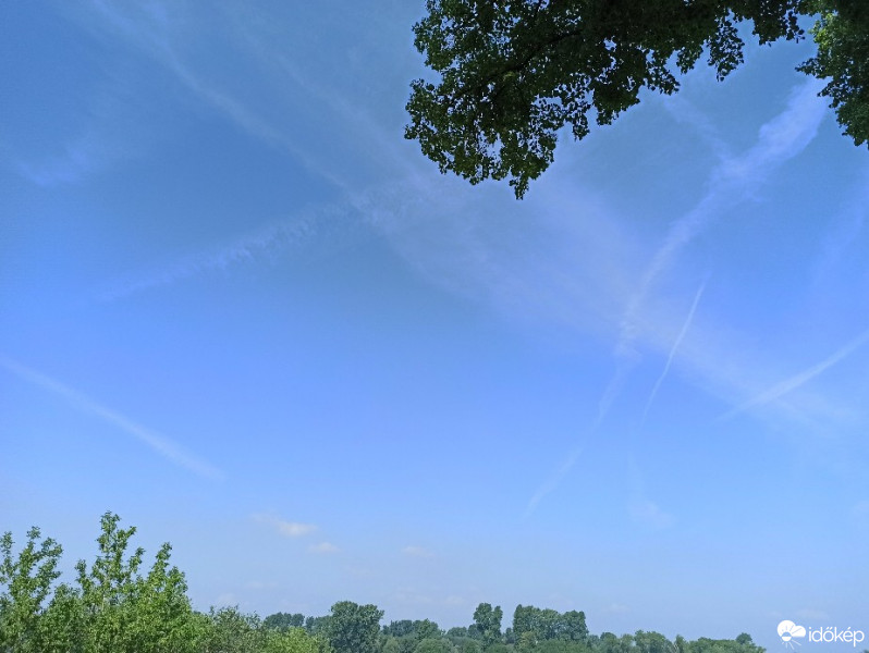 Észlelési fényképek