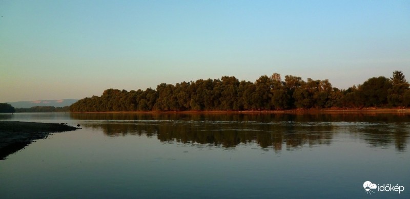 Őszi látkép a Dunánál
