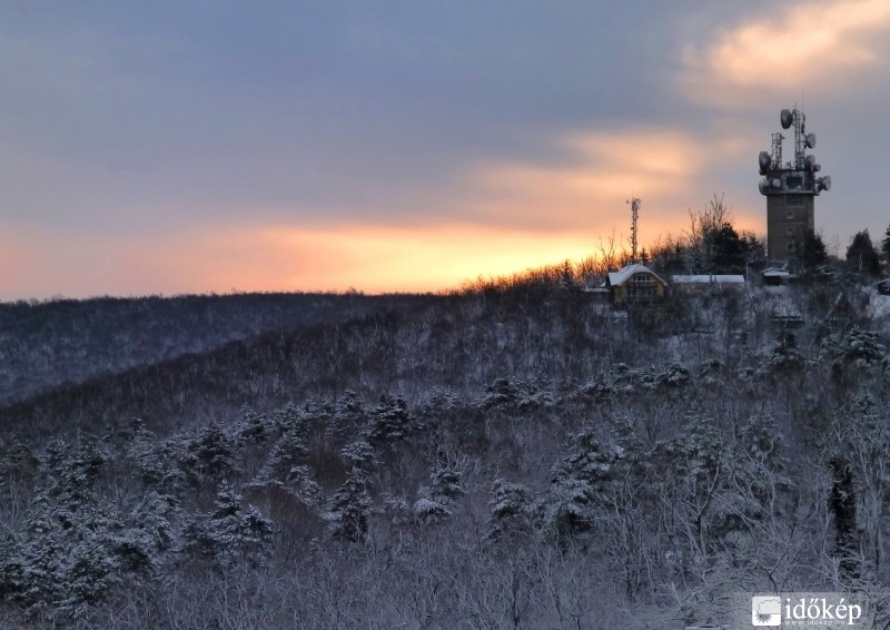 Januári napkelte (2015. 01. 31., 08:10-kor)