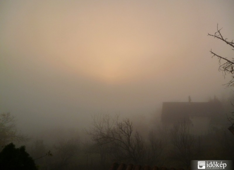 Ködös reggel (ma 07:31-kor)