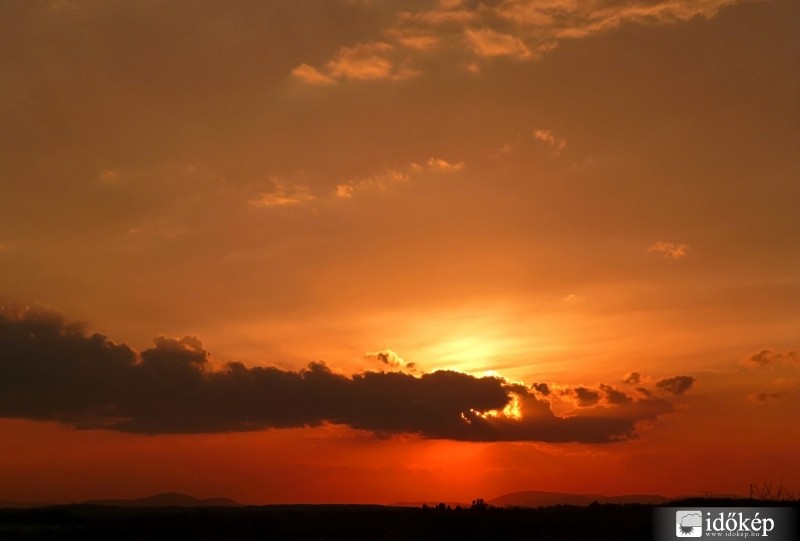 Nap - bújócska (2016.04.13., 19:06-kor)