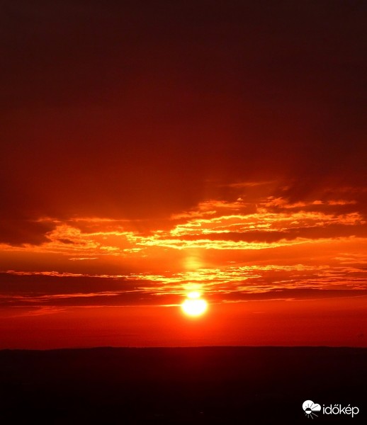 Naposzlop, tyndall-sugarak