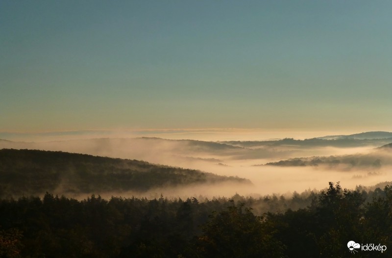 Mai reggel Gödöllőn (ma 07:54-kor) :)