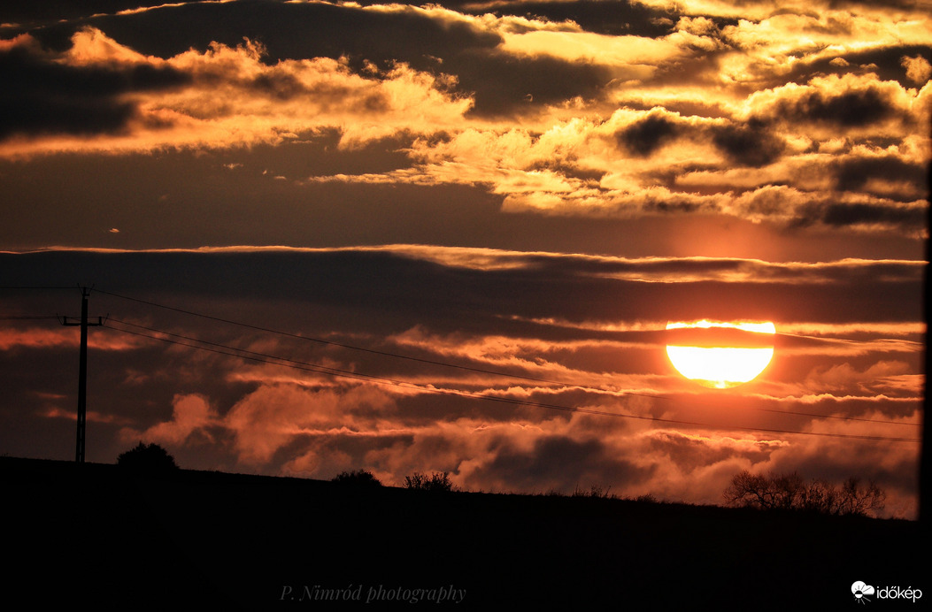 Felkelő nap fényében ☺️