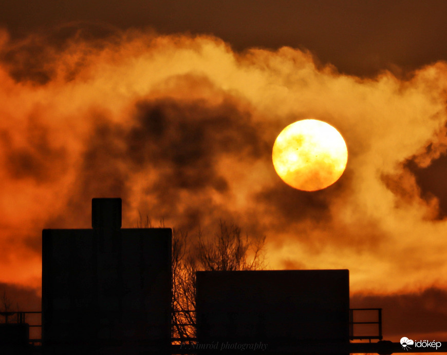 Nap és füst találkozása ☺️