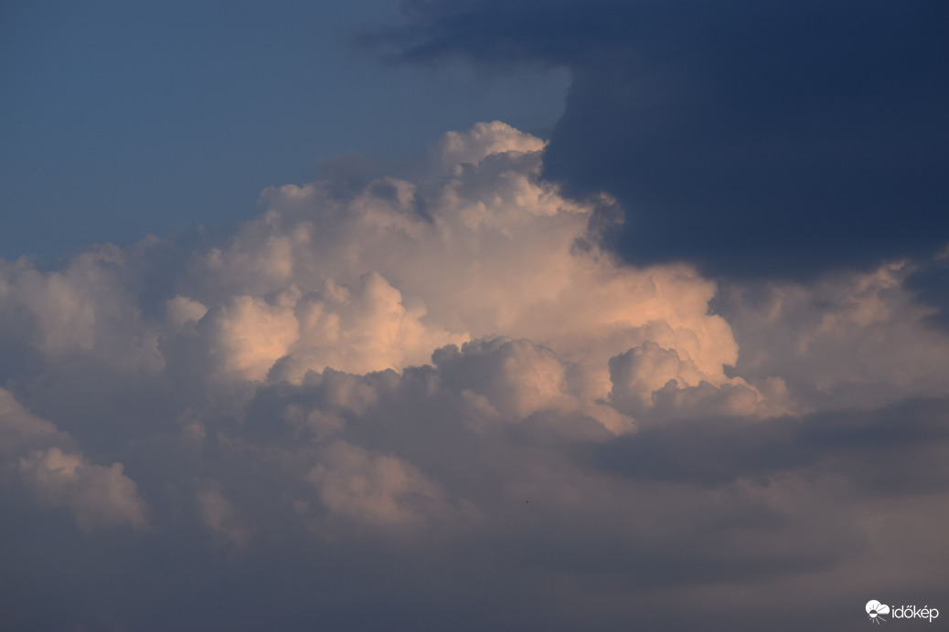 Ma esti szépségek Dévaványán...