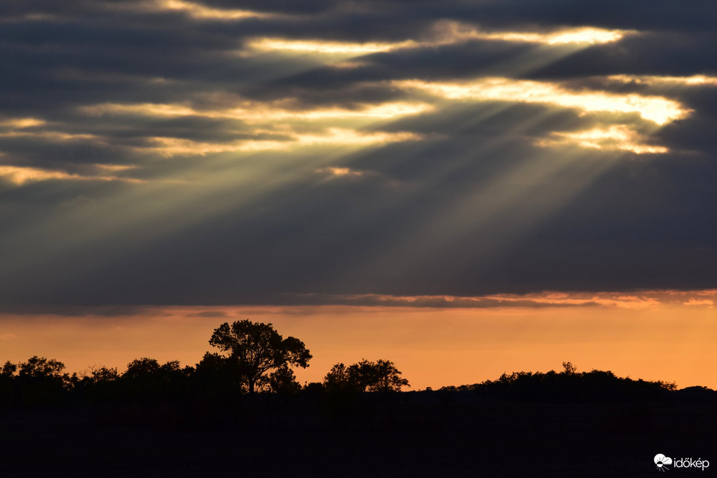 Napnyugta előtti percek