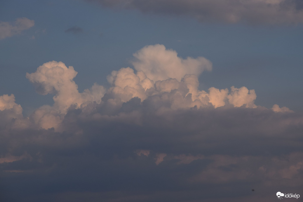 Ma esti szépségek Dévaványán...