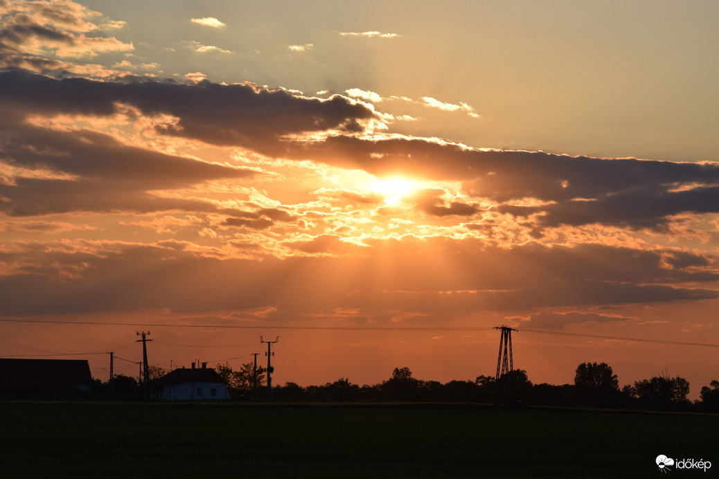 Naplemente előtti órákban Dévaványán 1