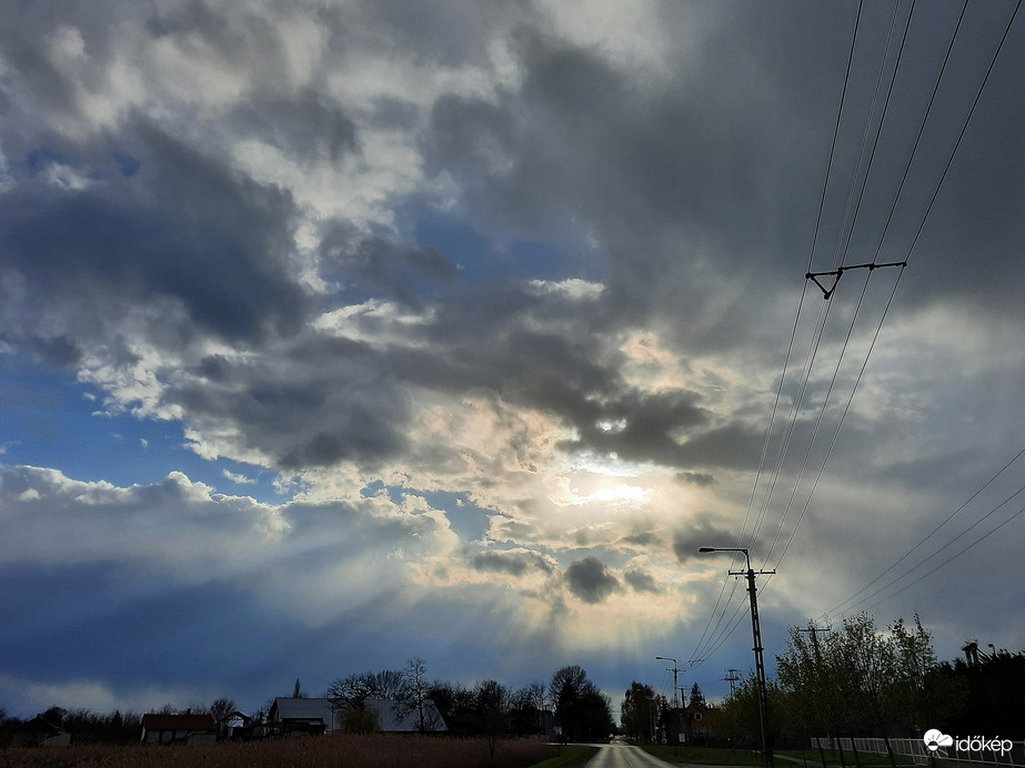 Dévaványa ma délután 3