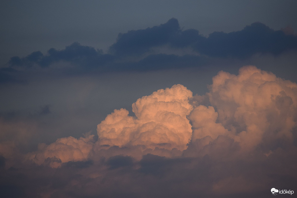 Szépséges felhők Dévaványán