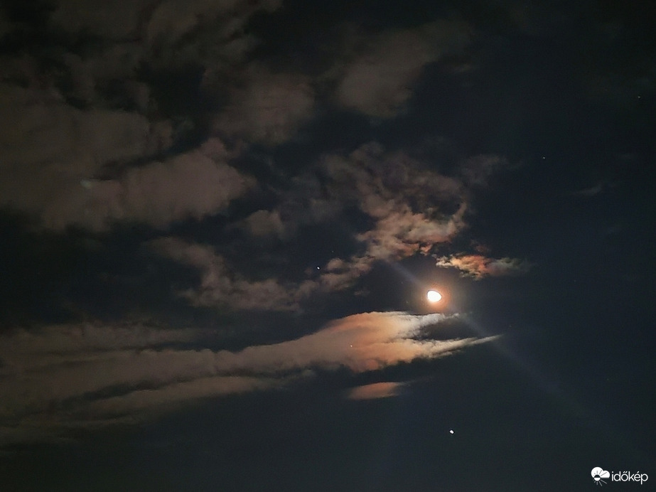 Holdvilágos éjszaka. 