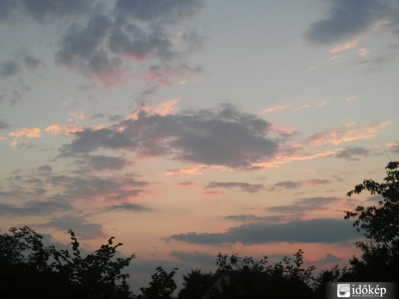 Észlelési fényképek