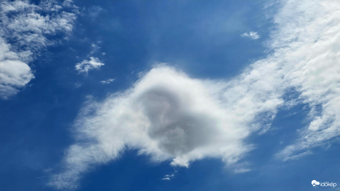 Altocumulus lenticularis