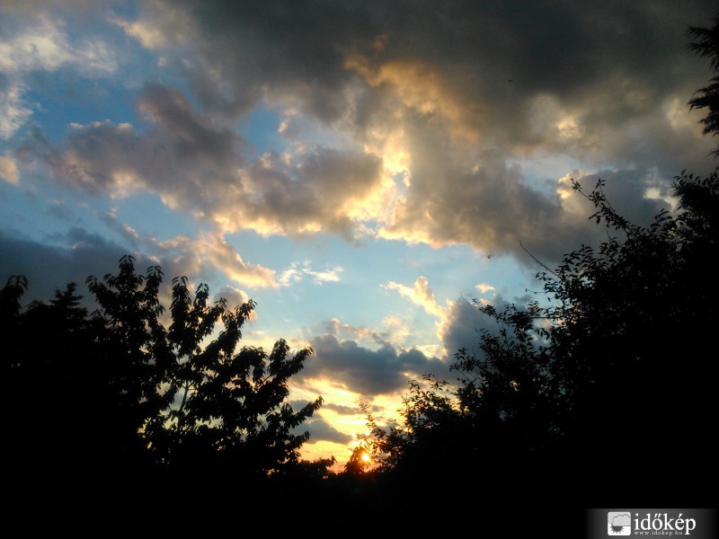 Észlelési fényképek