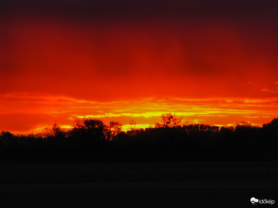 Színpompás novemberi indítás