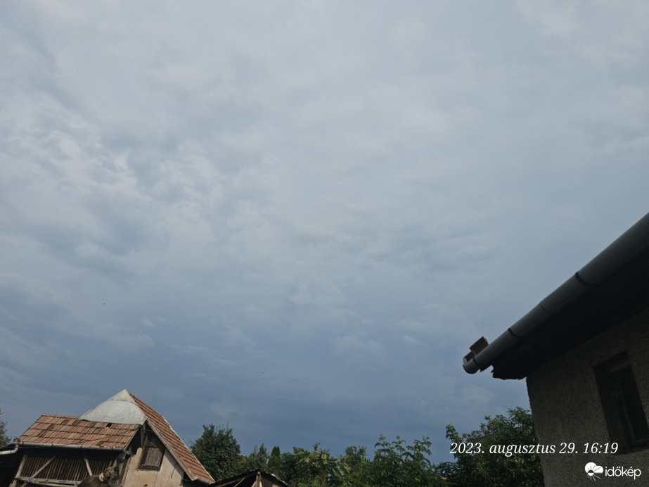 Észlelési fényképek