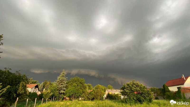 Észlelési fényképek