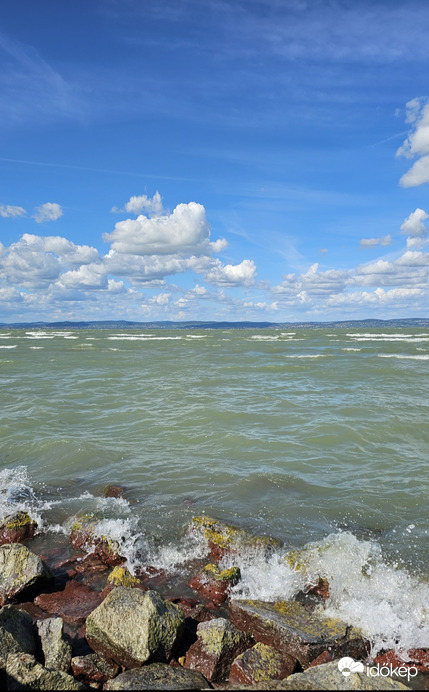 Haragos a Balaton 