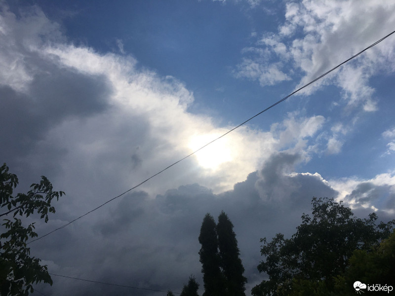 Észlelési fényképek