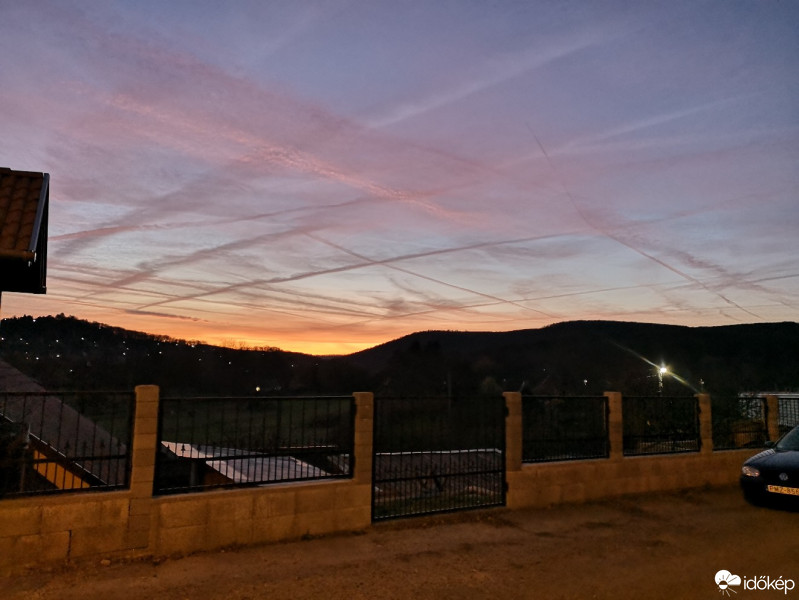 Észlelési fényképek